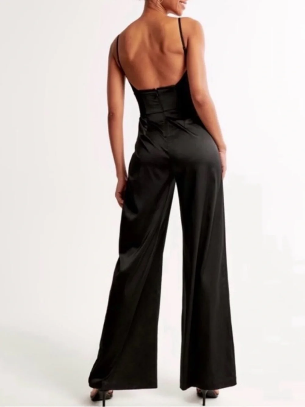 New Abercrombie & Fitch Jumpsuit Plunge Satin Black Size Medium $120 Dressy - Picture 1 of 10